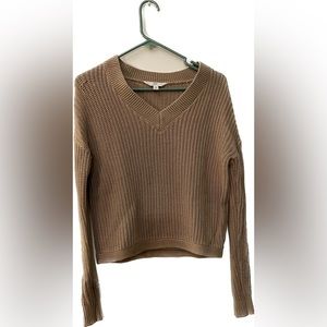 Long sleeve knit shirt